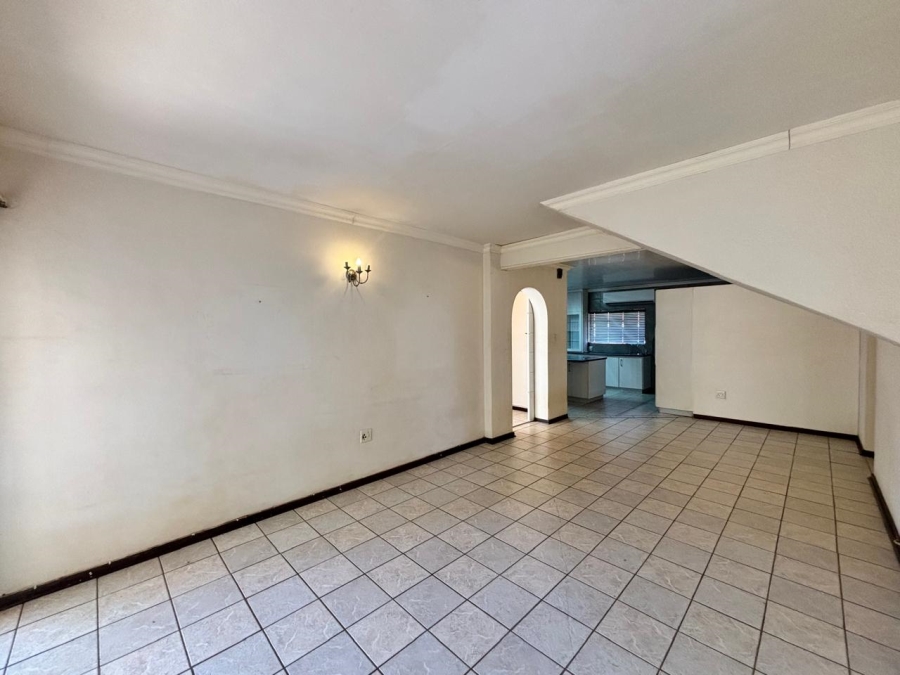 4 Bedroom Property for Sale in Wilkoppies North West